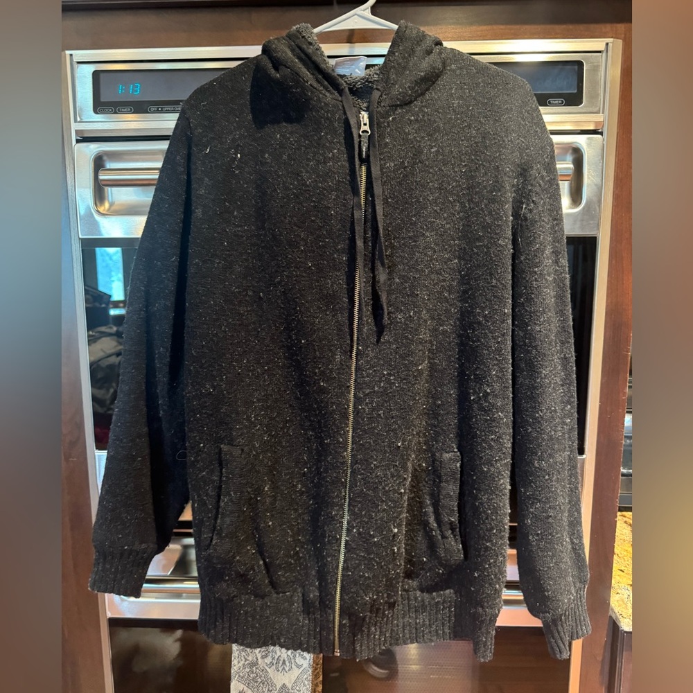 Columbia Men's Black Zip-Up Sweater